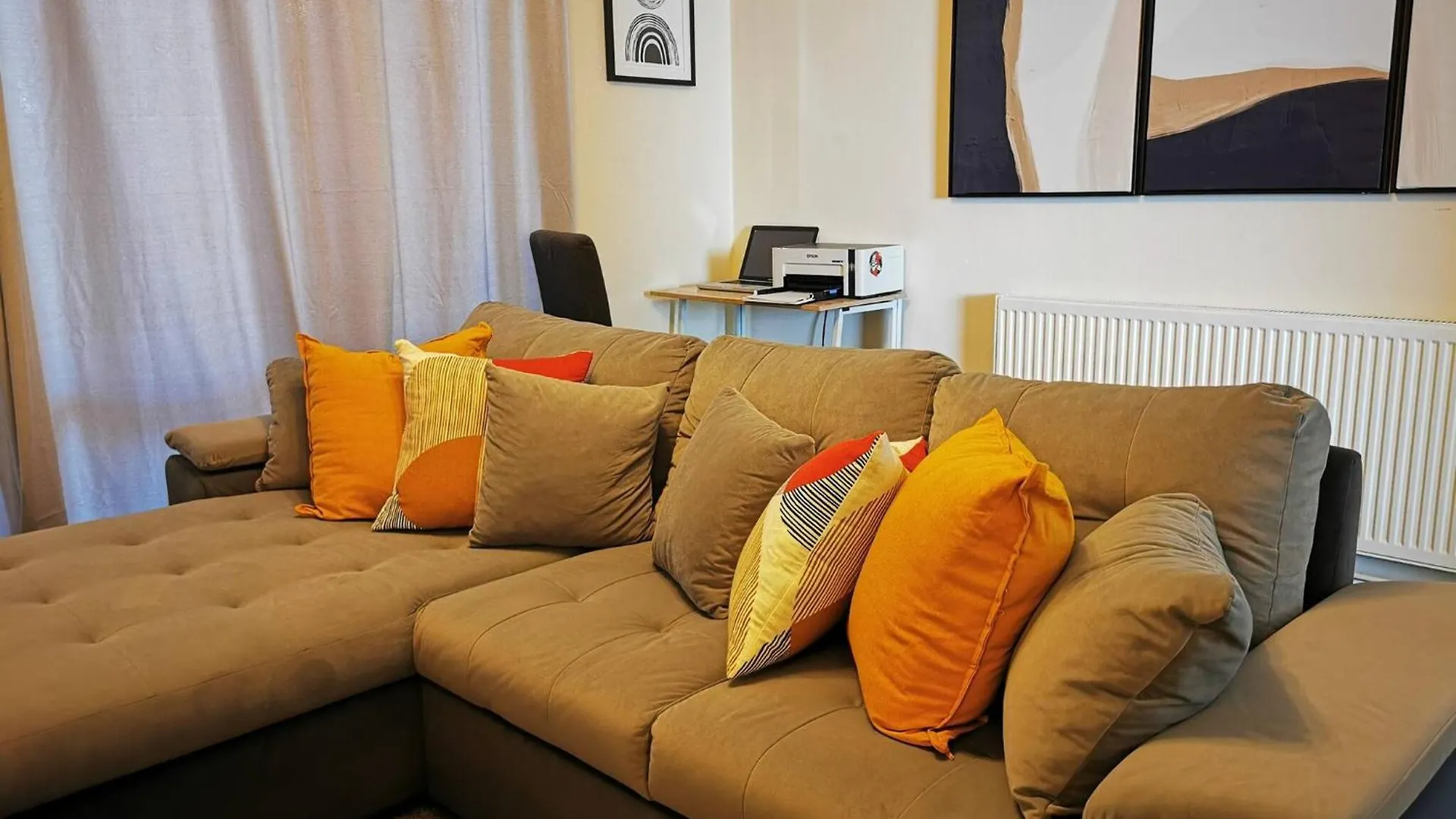 Holiday home Cozy Guest House Near London O2 Arena
