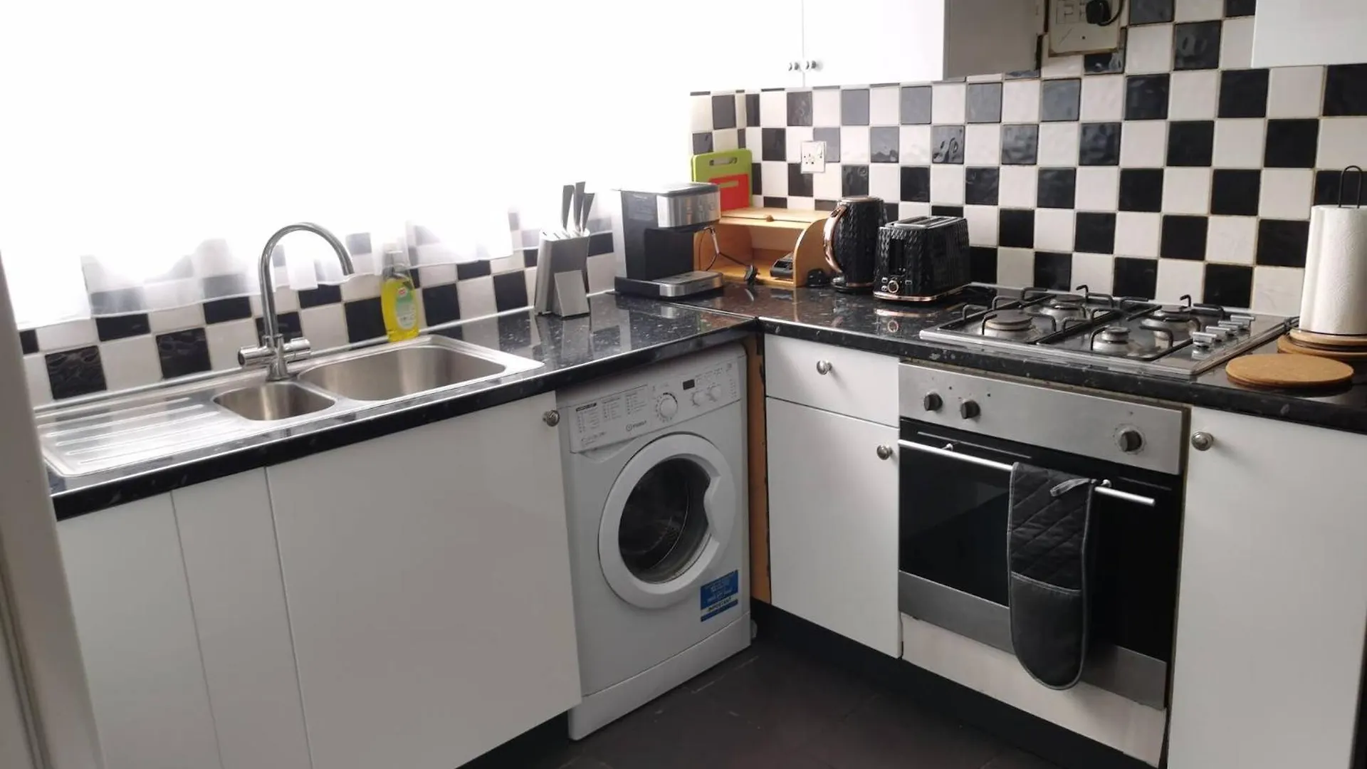 Holiday home Cozy Guest House Near London O2 Arena