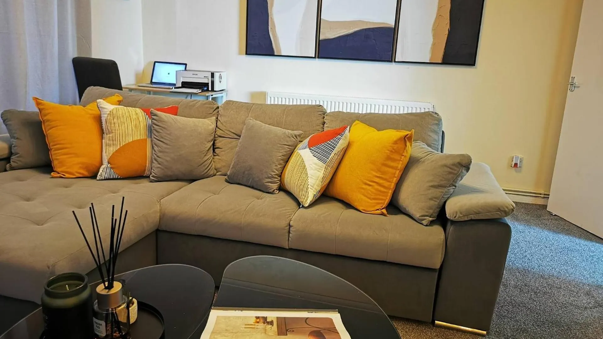 Cozy Guest House Near London O2 Arena