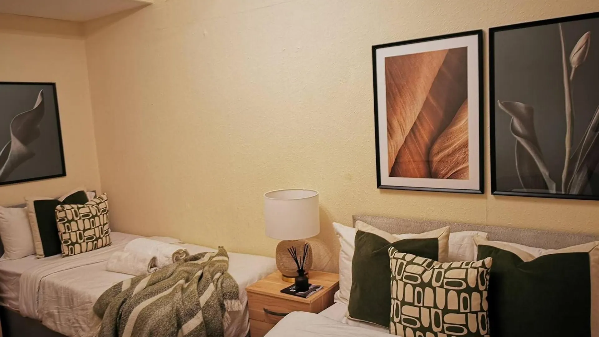 Cozy Guest House Near London O2 Arena